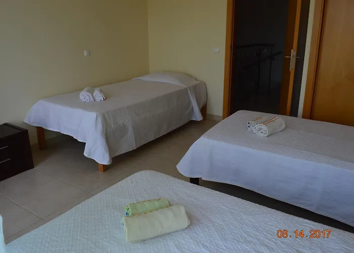 Branca Αλμπουφέιρα