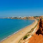 Nyaraló Branca *